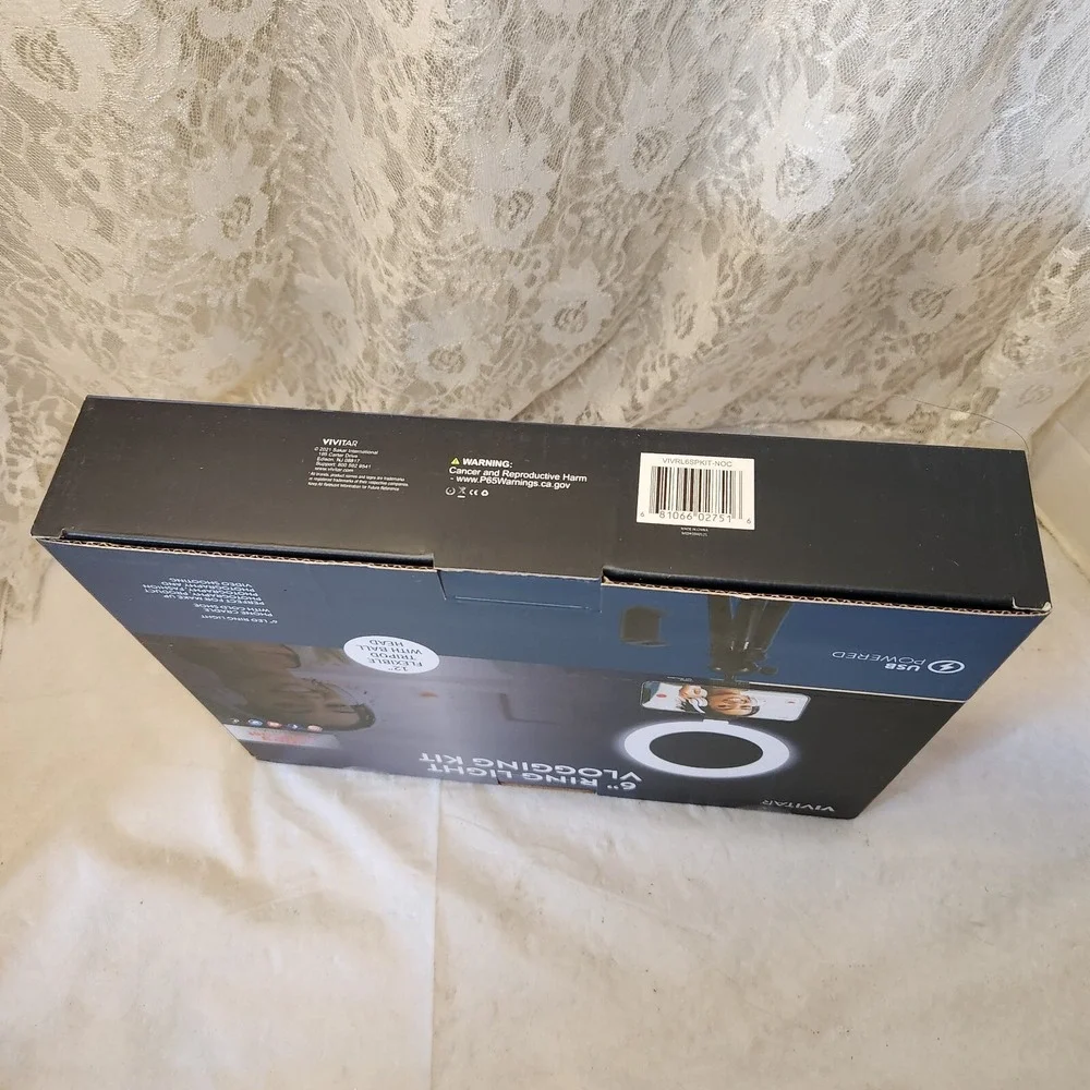 LED Ring Light: Vivitar 6